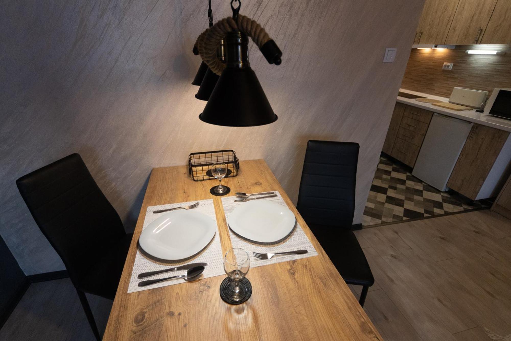 T - Polis Apartment
